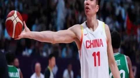 郑钦文网球盛宴：展望重生，畅享竞技激情