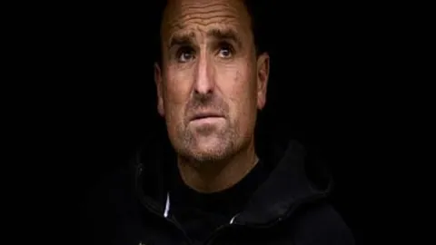 热刺荣耀：本-戴维斯书写350战辉煌篇章